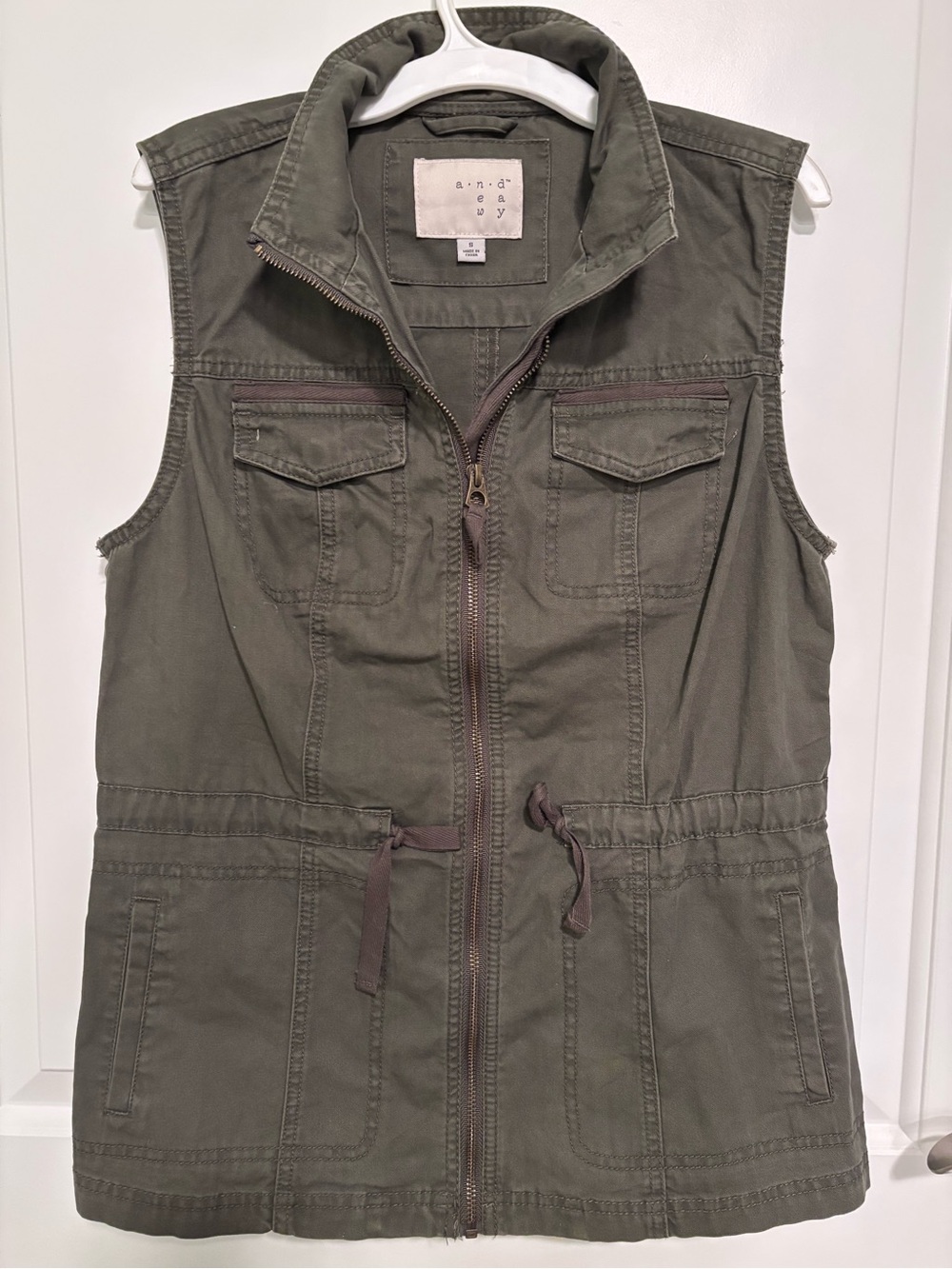 a new day Olive Zip Up Vest. Like New